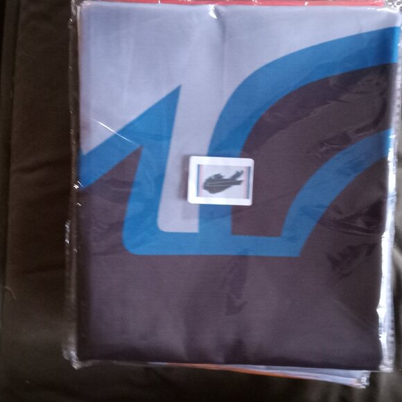 NEW Buffalo Bills Black Logo NFL 3X5 Feet Flag Banner Wall Decor or Pole Hang - Picture 4 of 5